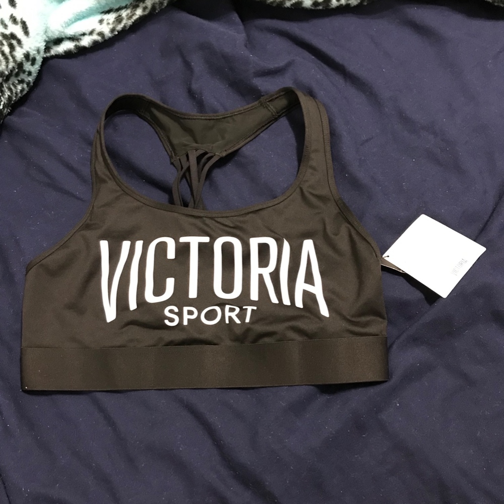 Victoria sports bra